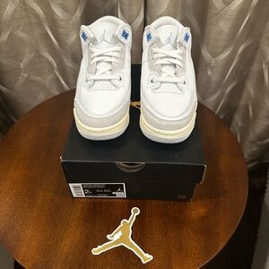 Kids Air Jordan Retro 3 Basketball Shoes
